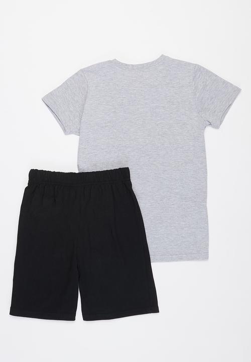 Rebel Republic - Tee & shorts pj set - grey & black