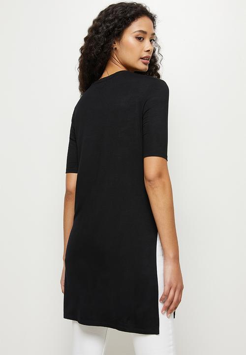 edit - Longline deep slit tee - black