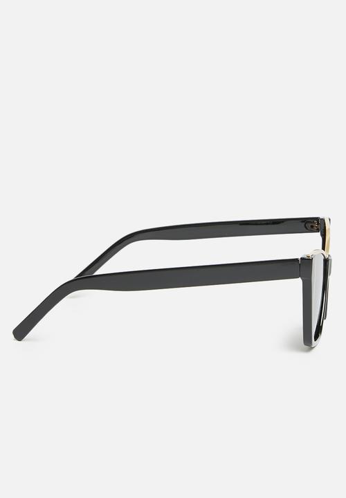 Superbalist - Kaycie sunglasses - black