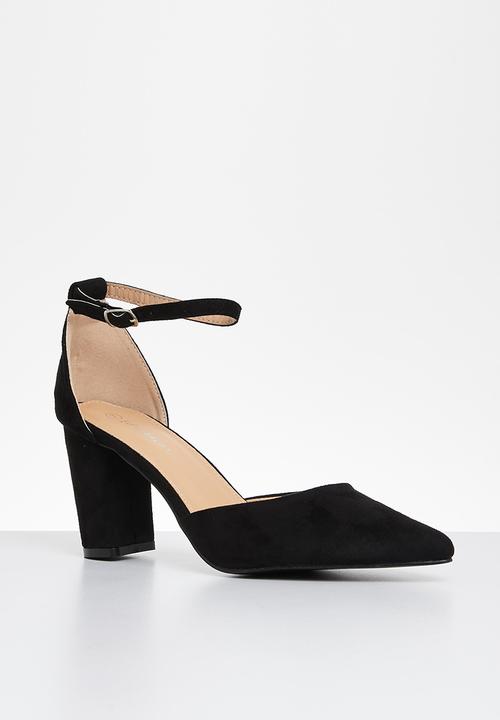 Superbalist - Risha court heel - black