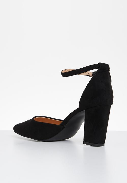 Superbalist - Risha court heel - black