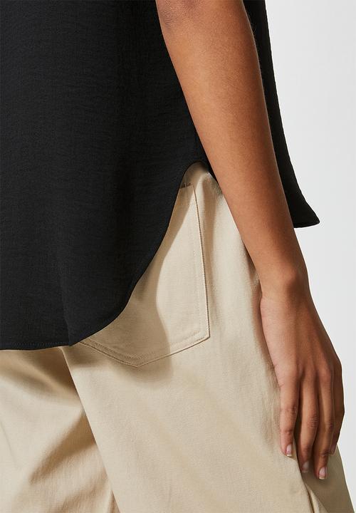 Superbalist - Grown on sleeve t-shirt shell - black