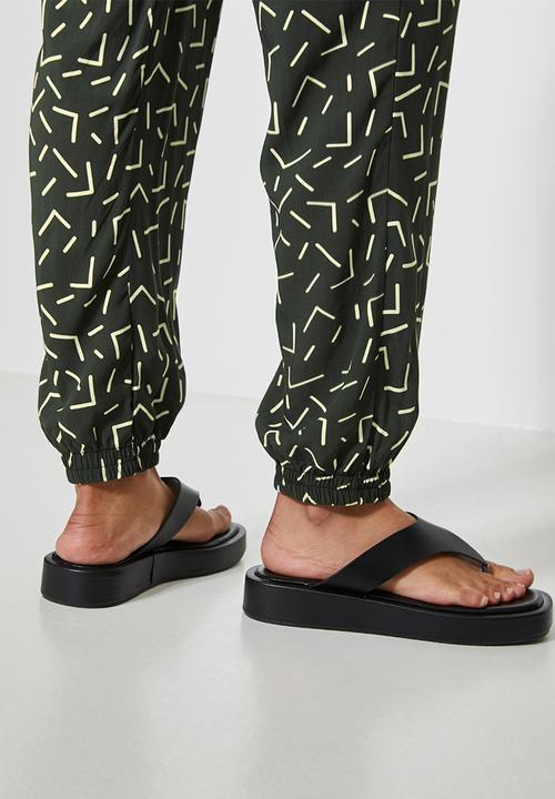 Superbalist - Easy jogger - green & white 