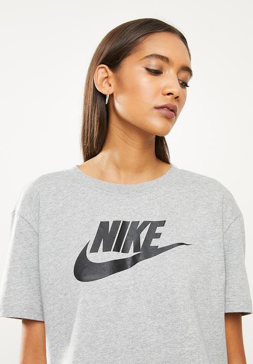 Nike - Nsw tee essntl crp icn ftr - grey