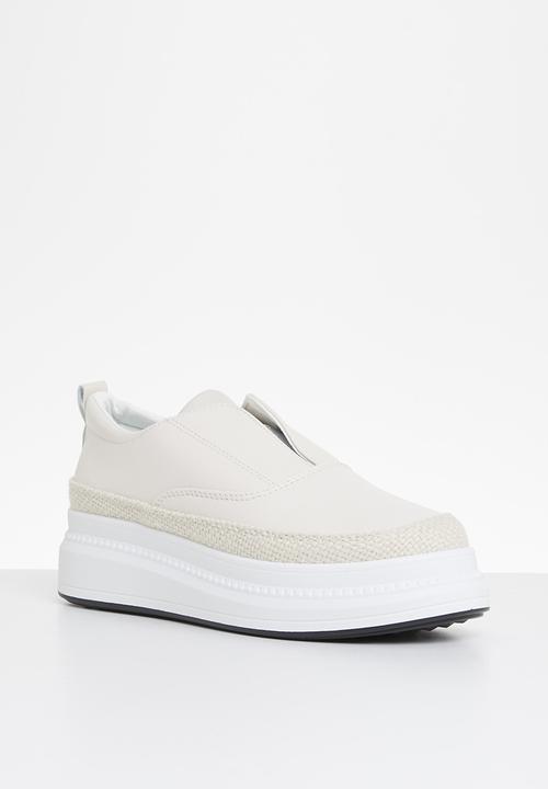 Butterfly Feet - Senhora 2 flatform sneaker - beige