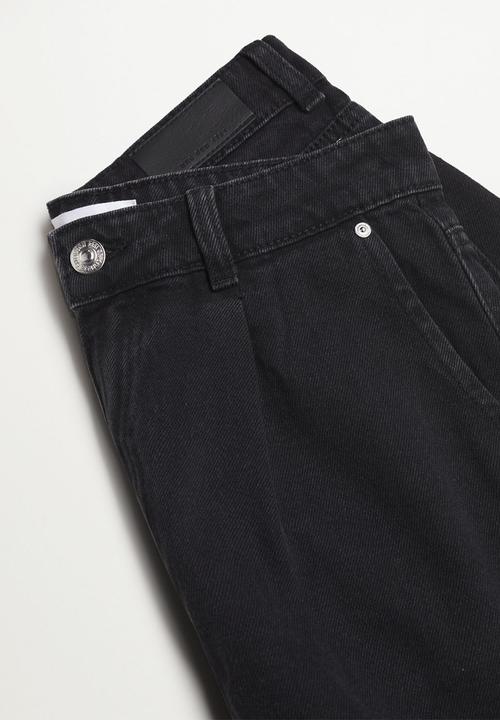 MANGO - Shorts regina - black