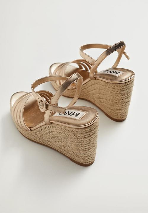 MANGO - Girl wedge - gold