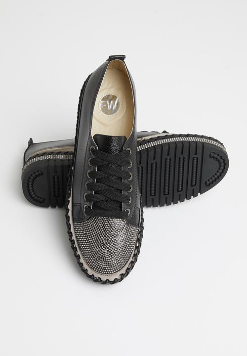 Footwork - Glits jewelled toe sneaker - black