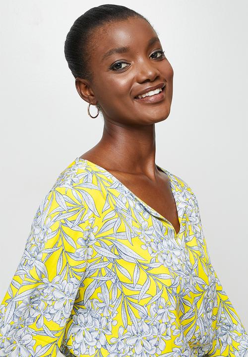 edit - Wide sleeve notch neck midi dress - yellow floral