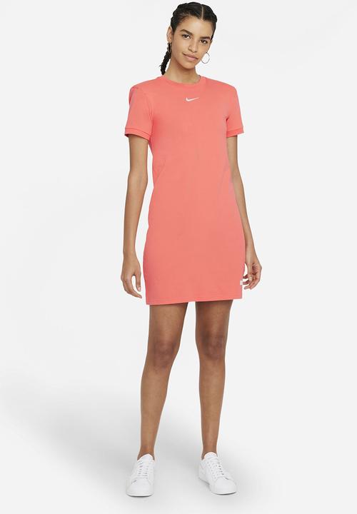 Nike - Nsw icn clsh short sleeve dress - magic ember & white