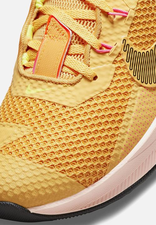 Nike - Nike metcon 7 x - pollen/black-volt-pale coral