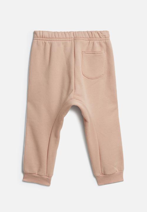 adidas Performance - I bos logo jog set - pink 