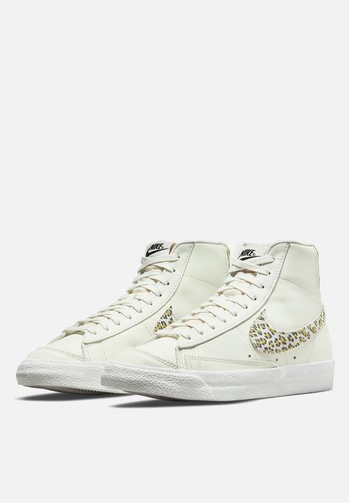 Nike - Blazer mid '77 se - sail/sail-lt lemon twist-black