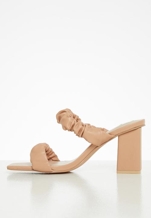 Footwork - Kemmy ruched strap block heel mule - beige