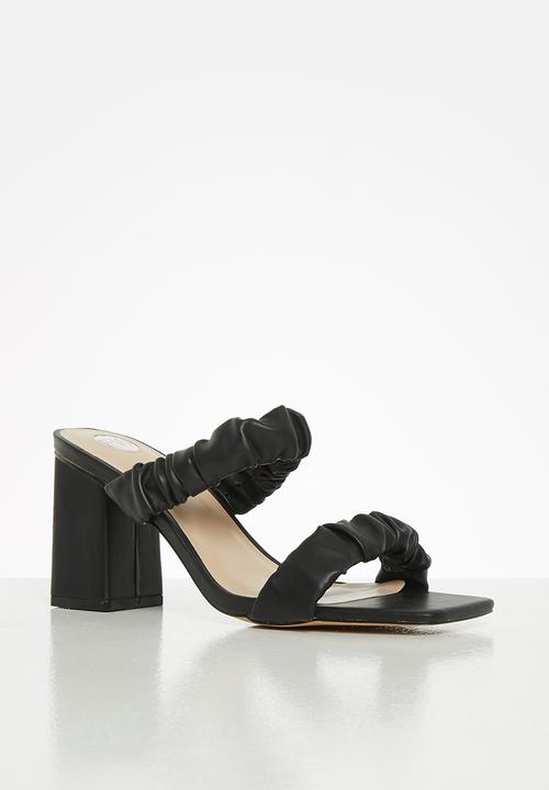 Footwork - Kemmy ruched strap block heel mule - black