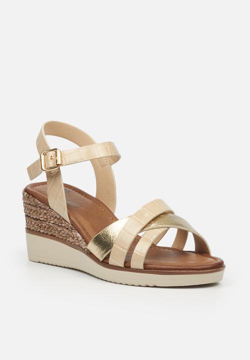 Butterfly Feet - Bellaire wedge - beige