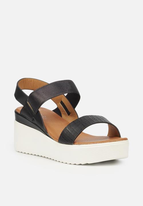 Butterfly Feet - Cascada wedge - black