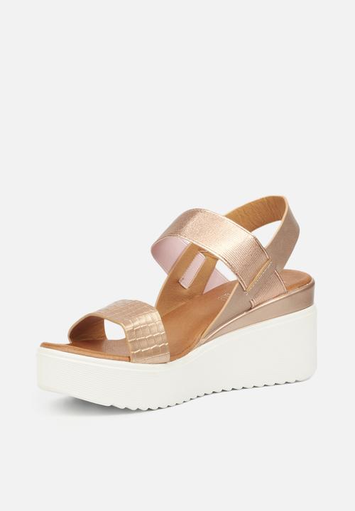 Butterfly Feet - Cascada wedge - rose gold