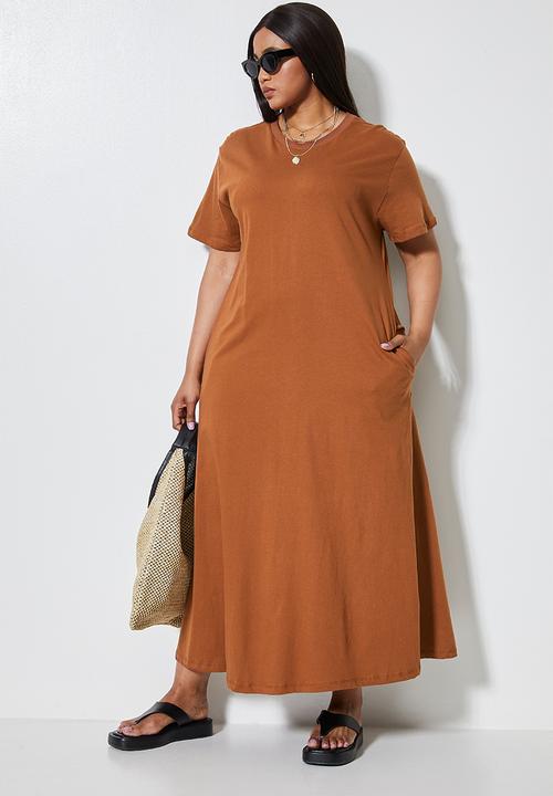 Superbalist - Trapeze t-shirt dress - tobacco1