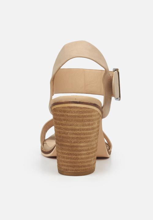 Miss Black - Sophia1 heel - neutral