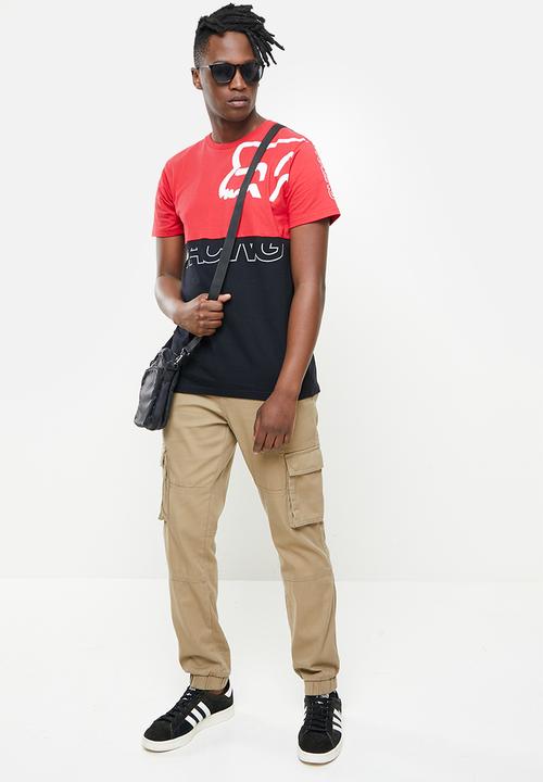 Fox - Skew block short sleeve tee - black & red