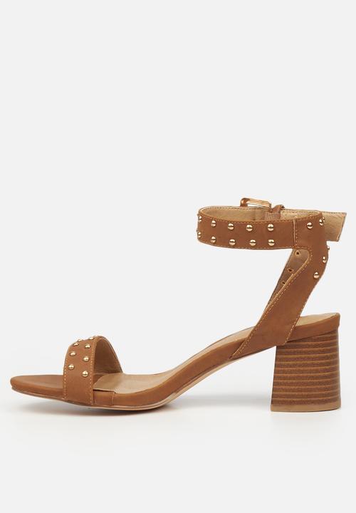 Miss Black - Pebble1 heel - tan