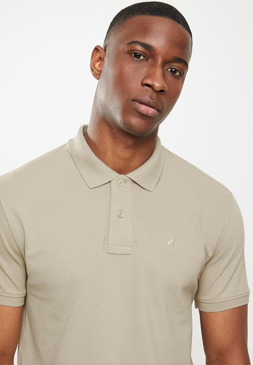 POLO - Carter pique short sleeve golfer - stone