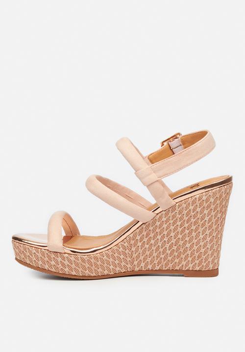 Butterfly Feet - Santana wedge - pink