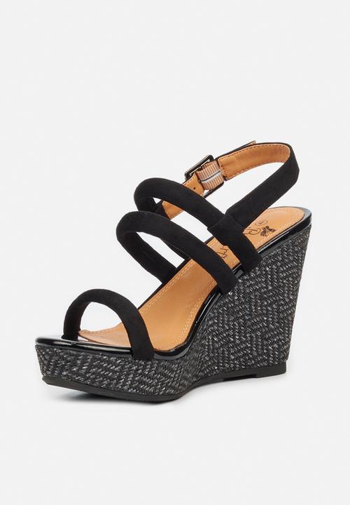 Butterfly Feet - Santana wedge - black