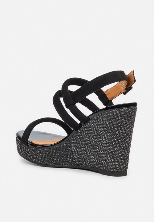 Butterfly Feet - Santana wedge - black