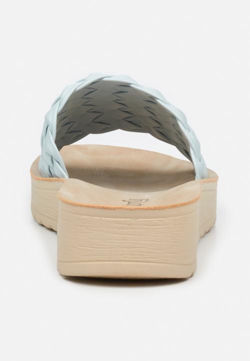 Butterfly Feet - Slitheran 2 flatform sandal - light blue