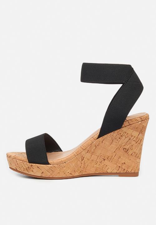 Butterfly Feet - Debra 1 wedge - black