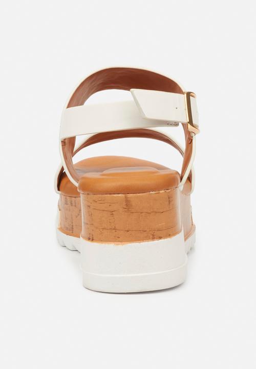 Butterfly Feet - Maddy 1 wedge - white