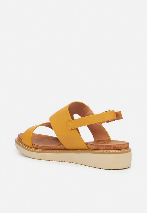 Butterfly Feet - Minera 1 sandal - mustard