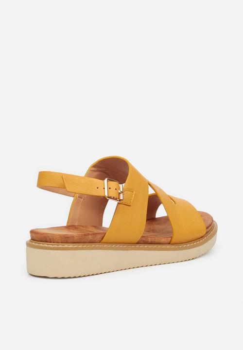 Butterfly Feet - Minera 1 sandal - mustard