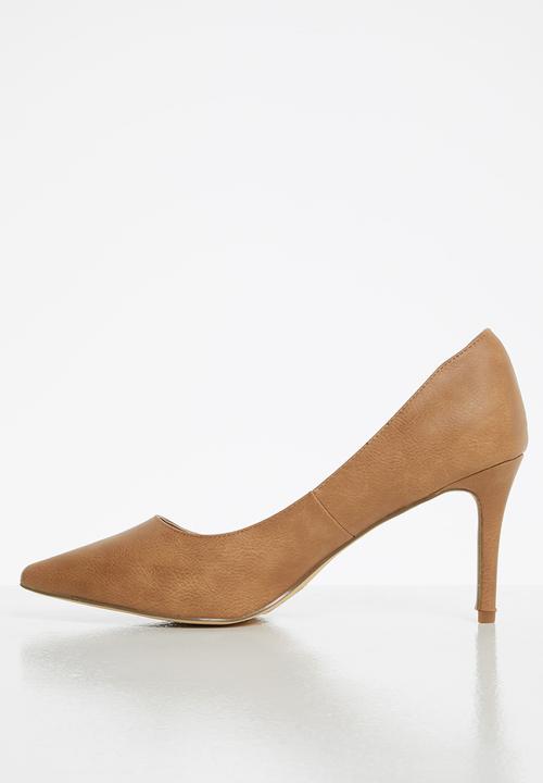 Madison® - Lucy court heel - tan