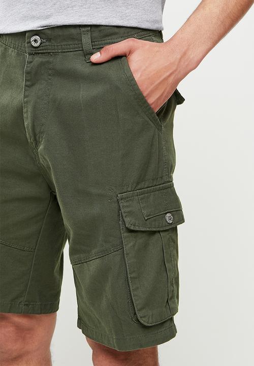basicthread - Cargo shorts - green