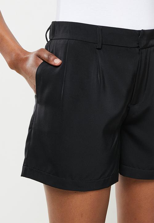 ONLY - Abena highwaist sateen shorts - black