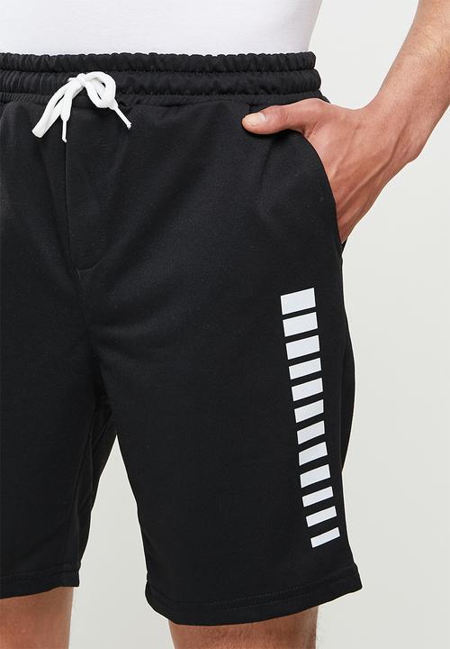 Trendyol - Travis plain shorts - black
