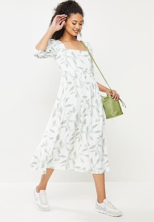 Glamorous - Floral dress - white & sage 