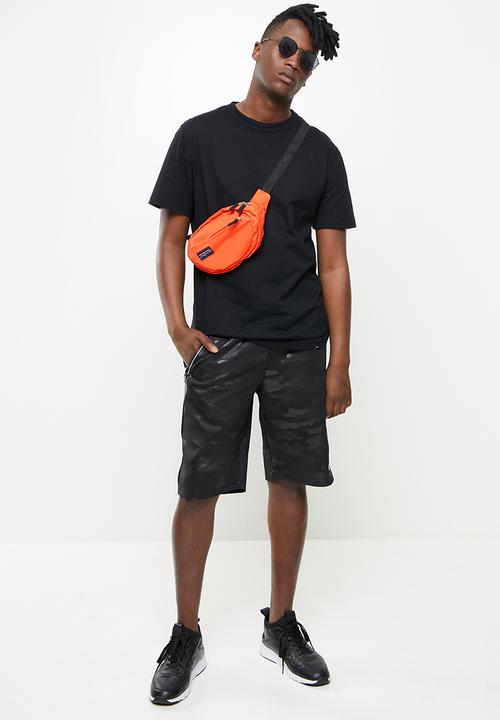 Cutty - Vermont regular fit scuba shorts - black