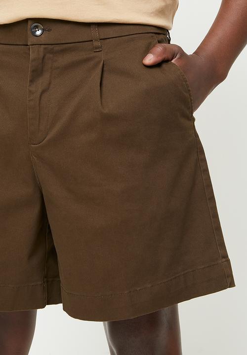 Jonathan D - Gino box skoolboy fit shorts - mocha