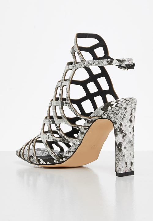Madison® - Bronte laser cut block heel - white & black