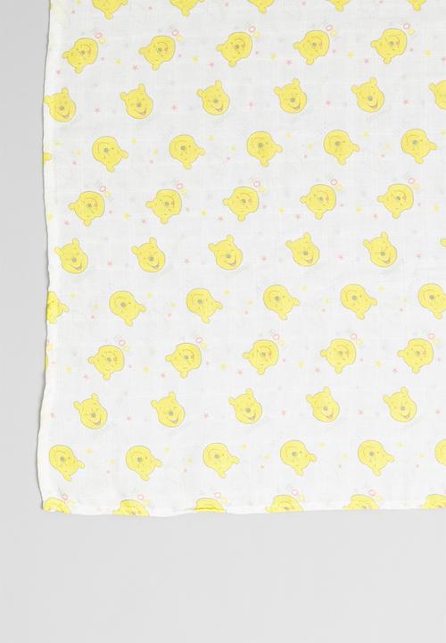 Character Group - Winnie the pooh muslin throw - white