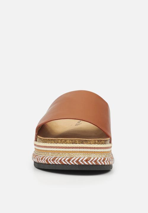 Miss Black - Prima2 flatform slide - tan