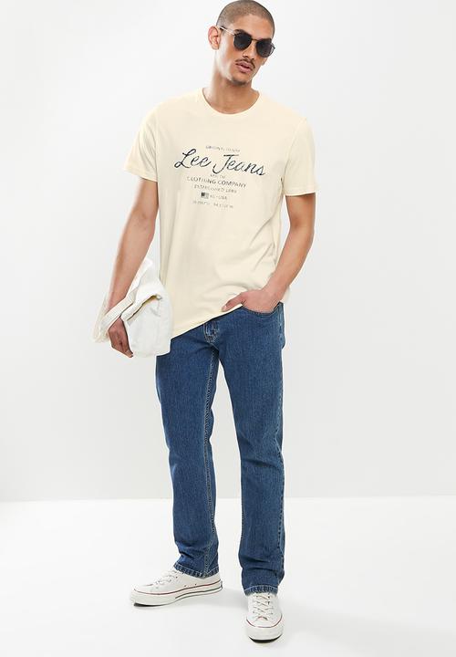 Lee  - Reg tm - ivory