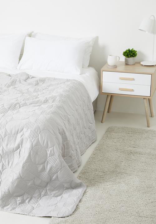 Sixth Floor - Large circle cotton quilted throw - grey