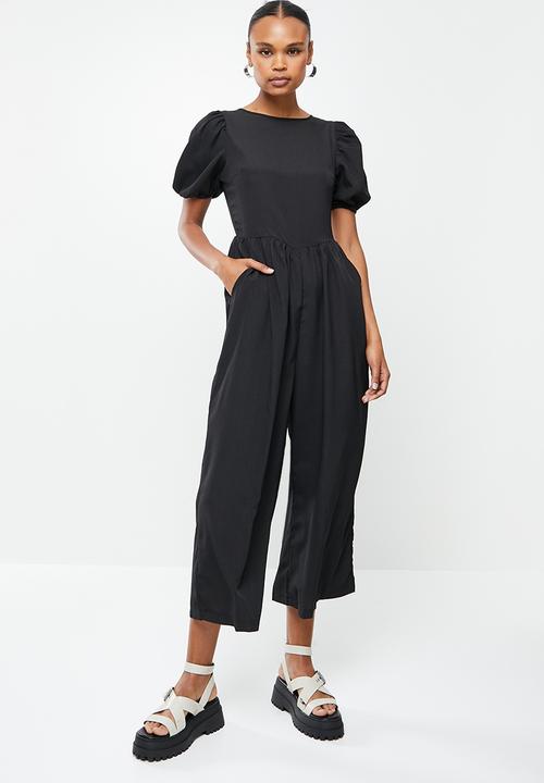 Missguided - Tie back puff sleeve jumpsuit - black