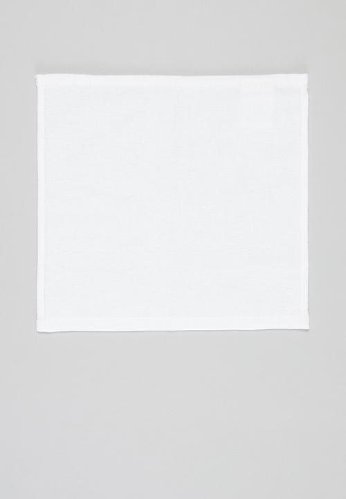 The Character Group (Legacy) - 2 Pack tatty face cloths - white