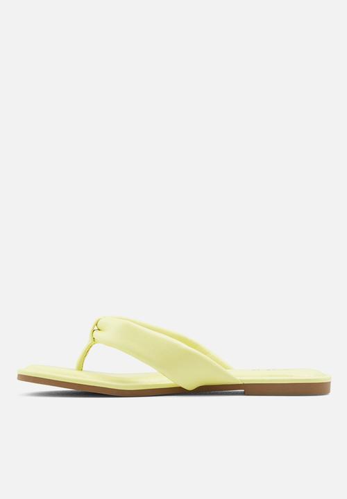 Call It Spring - Triwen sandal - bright yellow